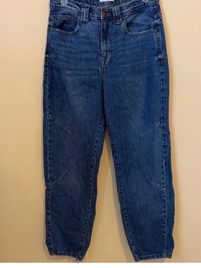 Kensie Light Blue Denim Jeans with Yellow Stitching